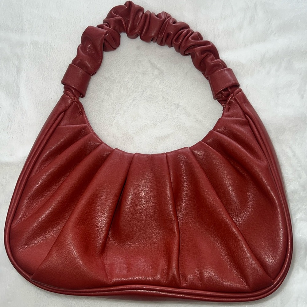 Cute little hobo. Pre owned- Used once for an event